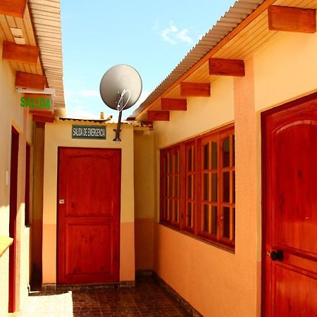 Hostal Casa Flores San Pedro De Atacama Extérieur photo