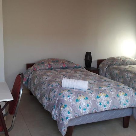 Hostal Casa Flores San Pedro De Atacama Extérieur photo