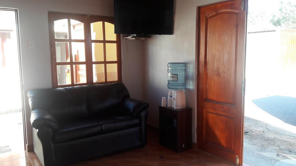 Hostal Casa Flores San Pedro De Atacama Extérieur photo